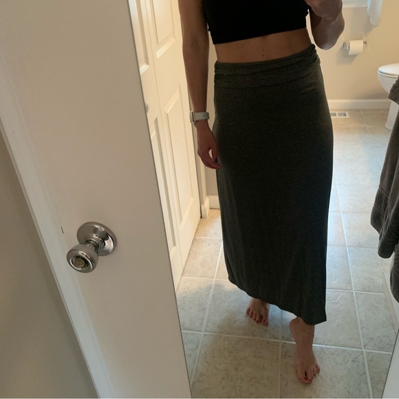 Like New! J. Crew Factory Maxi Skirt - Picture 4 of 7